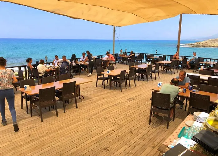 Maison d'hôtes Zambak Village & Restaurant Superb Seafront Location !