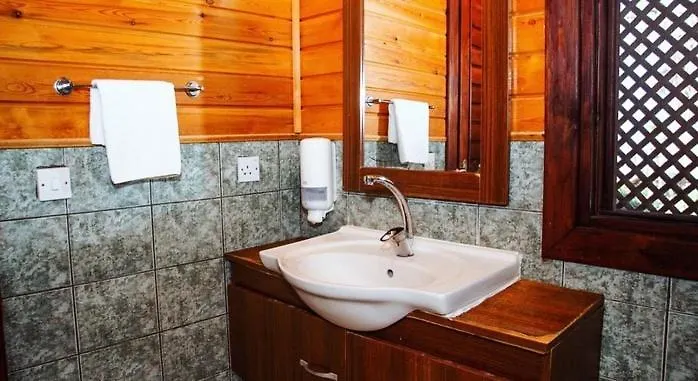 Zambak Village & Restaurant Superb Seafront Location ! Agios Georgios (Girne)