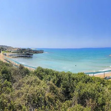 Affittacamere Zambak Village & Restaurant Superb Seafront Location !