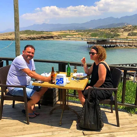 Zambak Village & Restaurant Superb Seafront Location ! Agios Georgios (Girne)