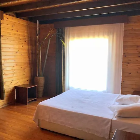 Zambak Village & Restaurant Superb Seafront Location ! Pensionat *