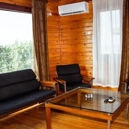 Zambak Village & Restaurant Superb Seafront Location ! Pensionat Agios Georgios (Girne)