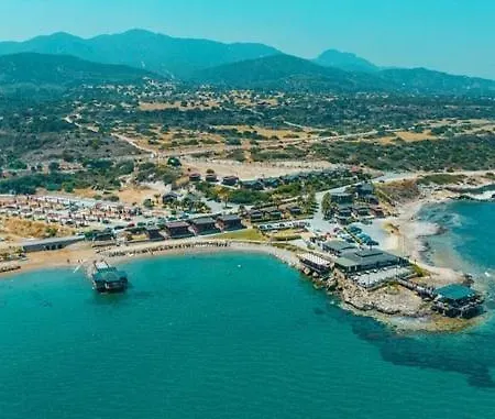 Zambak Village & Restaurant Superb Seafront Location ! * Agios Georgios (Girne)