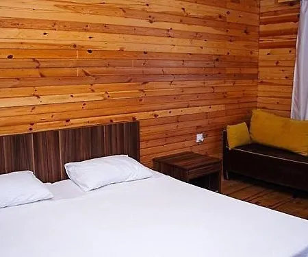 Zambak Village & Restaurant Superb Seafront Location ! Pensionat