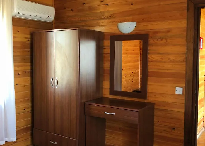 Gasthof Zambak Village & Restaurant Superb Seafront Location !