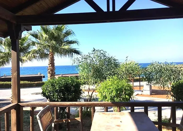 Penzion Zambak Village & Restaurant Superb Seafront Location ! 3*