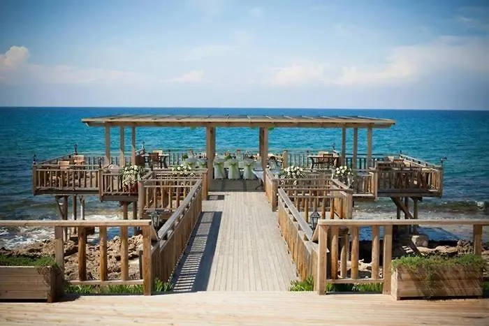 Zambak Village & Restaurant Superb Seafront Location !